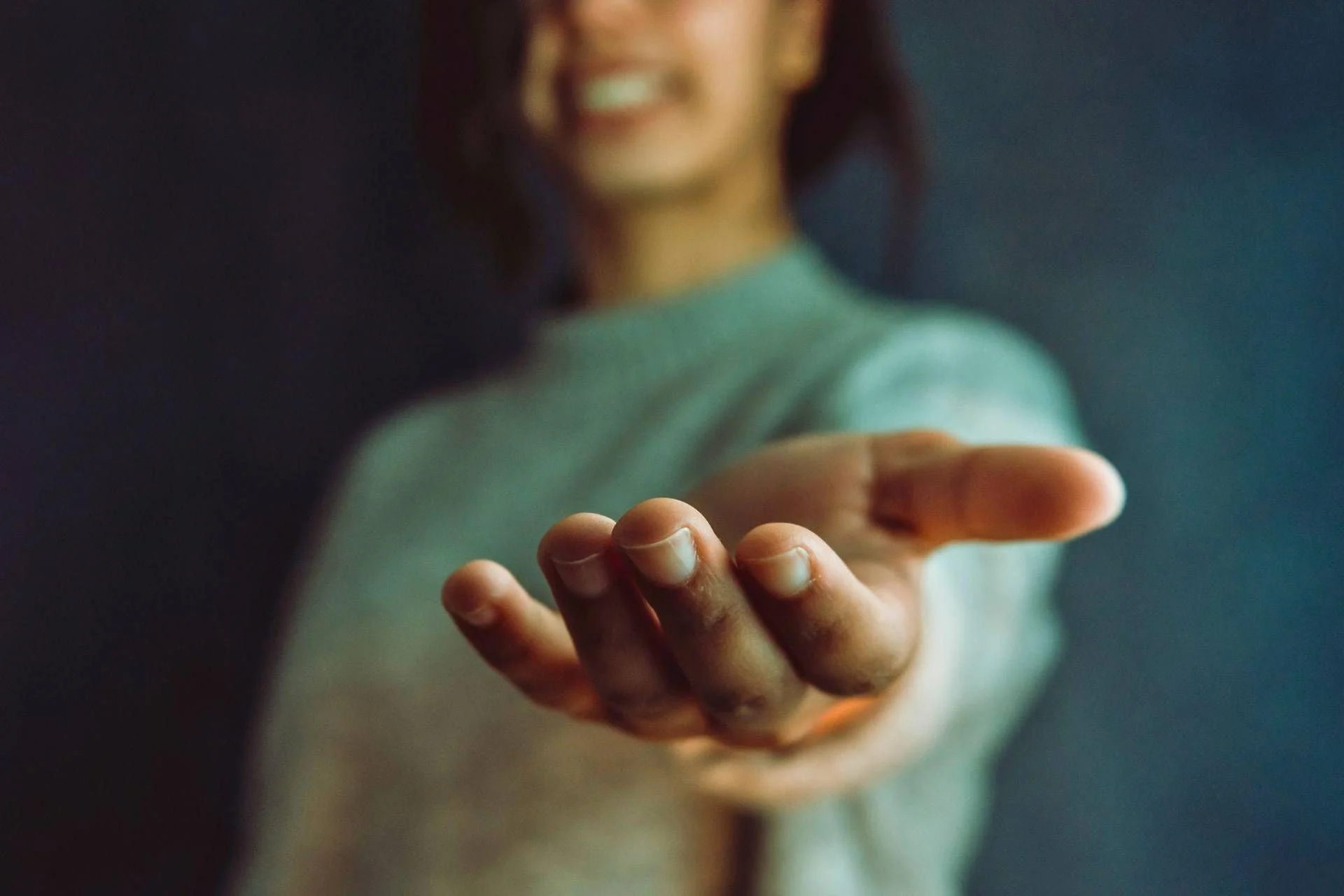 Microdoses de psicodélicos ganham apoio de psiquiatras italianos contra transtornos mentais