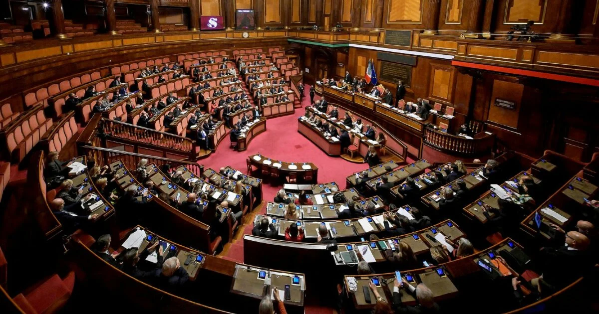 Milleproroghe: emenda da Forza Italia que reduzia prazo das portas giratórias é considerada inadmissível