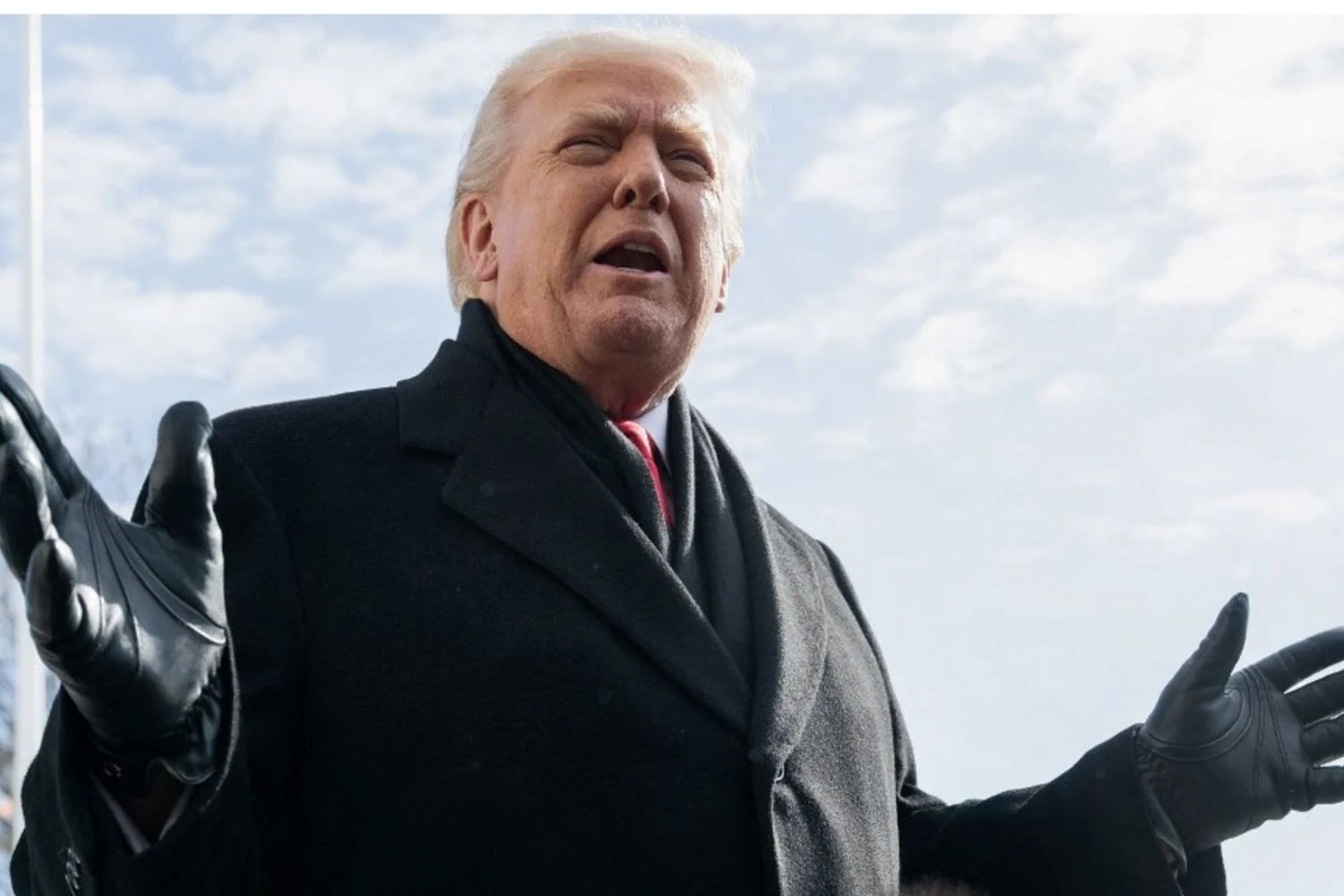 EUA ampliam opções militares: Israel alerta para ataque iminente de Trump ao Irã