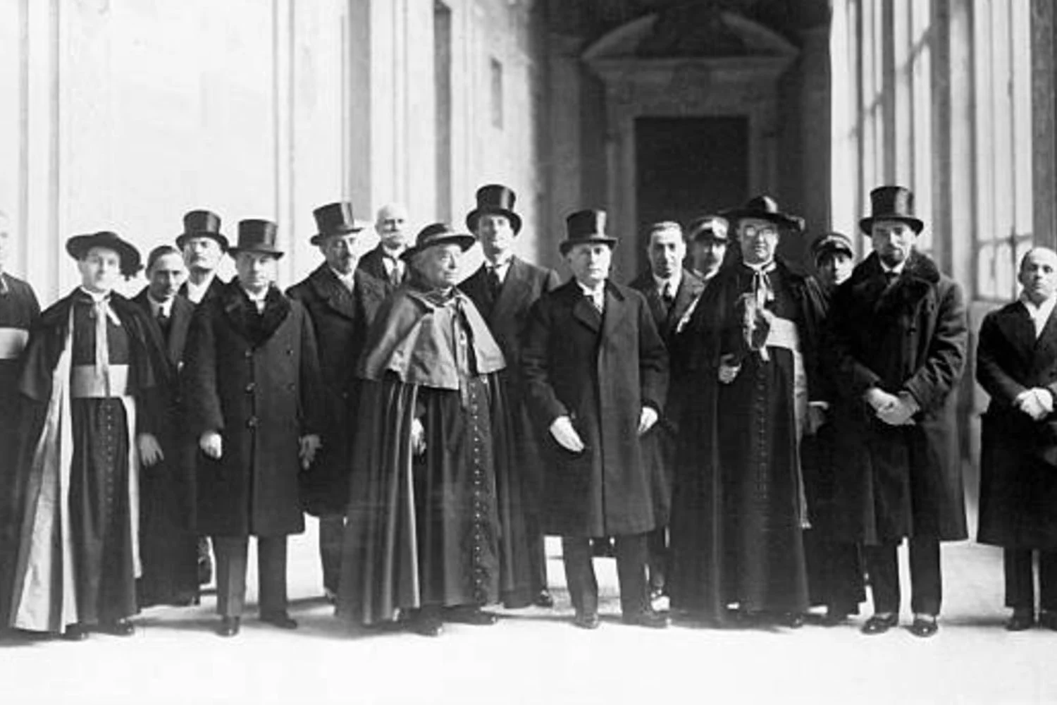 O príncipe que tentou aproximar o Rei do Papa para encerrar a Questão Romana