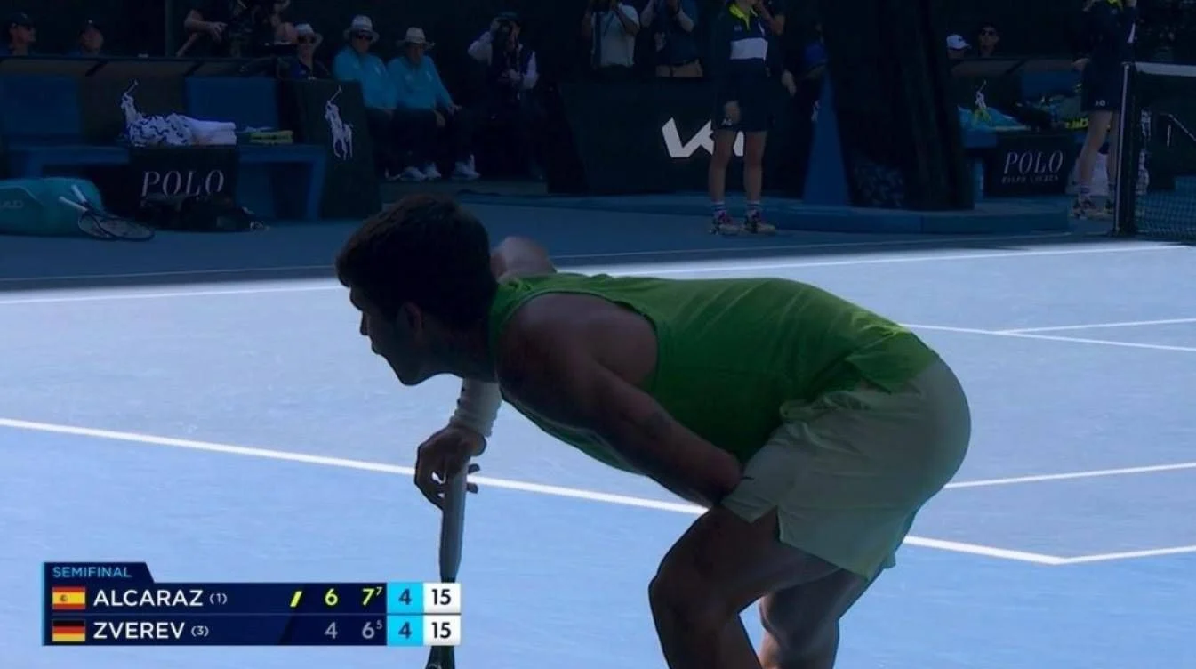 Australian Open: por que Zverev tinha razão sobre o medical time out de Alcaraz por cãibras