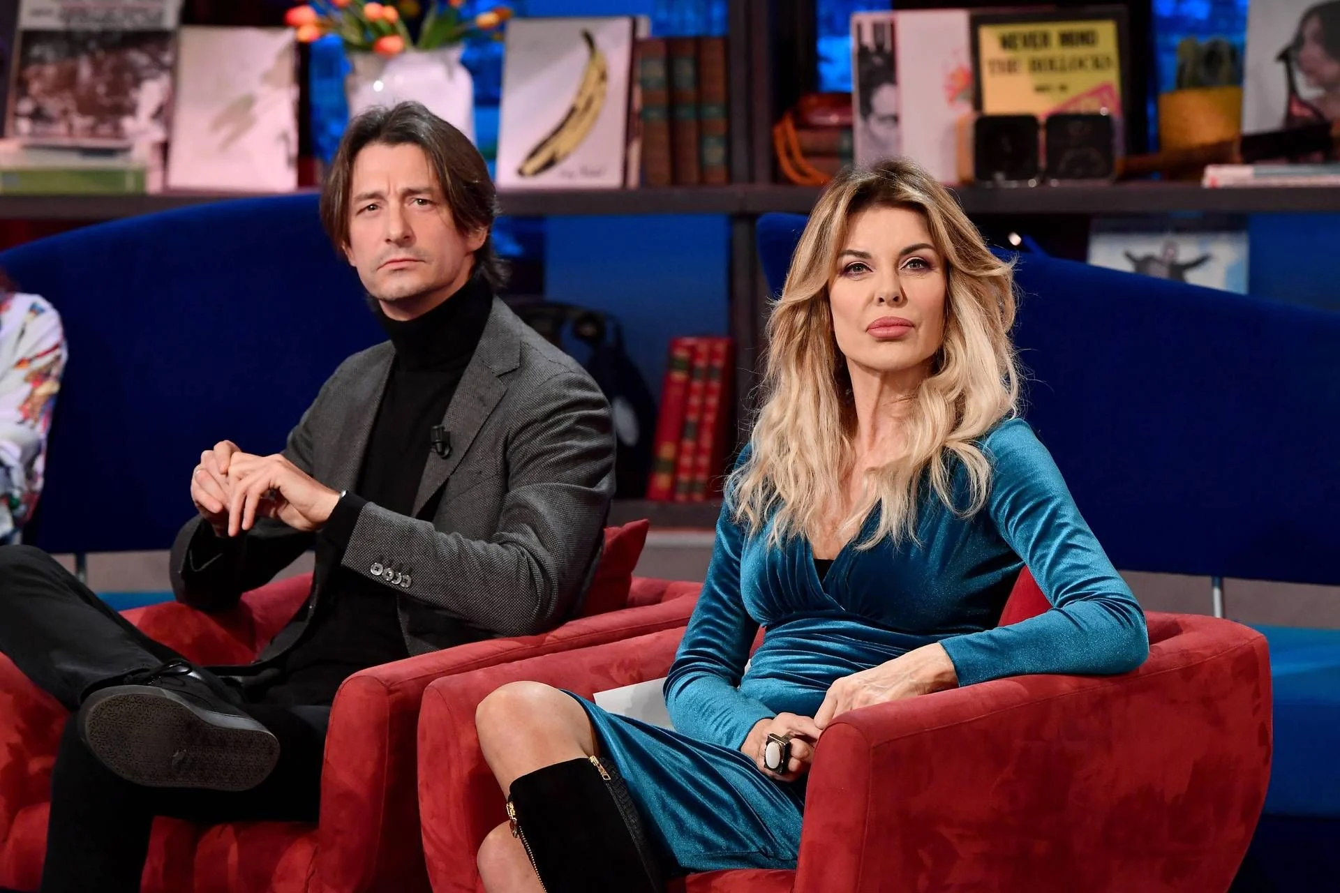 Francesco Oppini revela que foi vítima de bullying por ser filho de Alba Parietti: “Era um caos na escola”