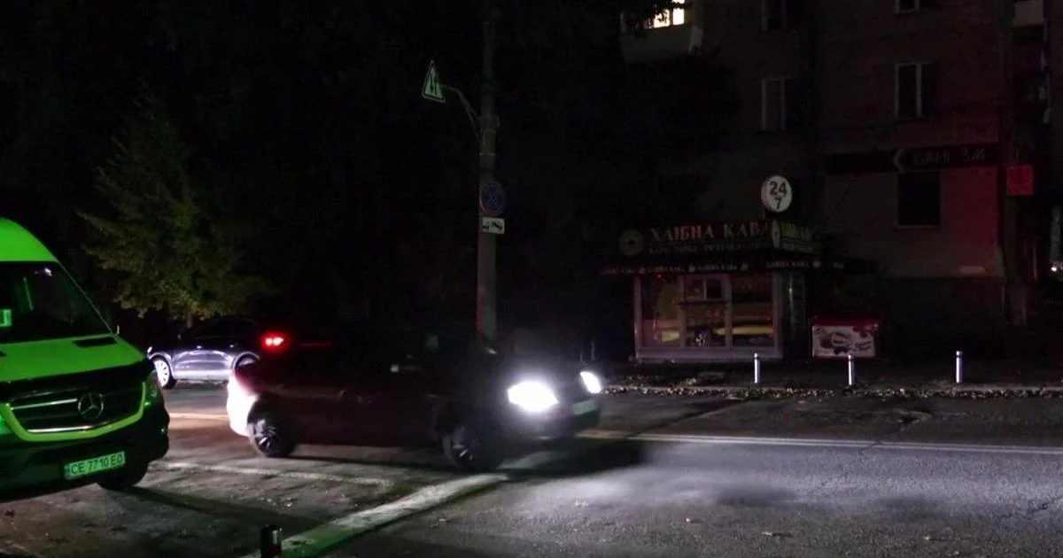 Apagão em Kiev: Metrô interrompido após falha nas linhas elétricas; ofensiva ucraniana atinge alvos no Donbass e dentro da Rússia