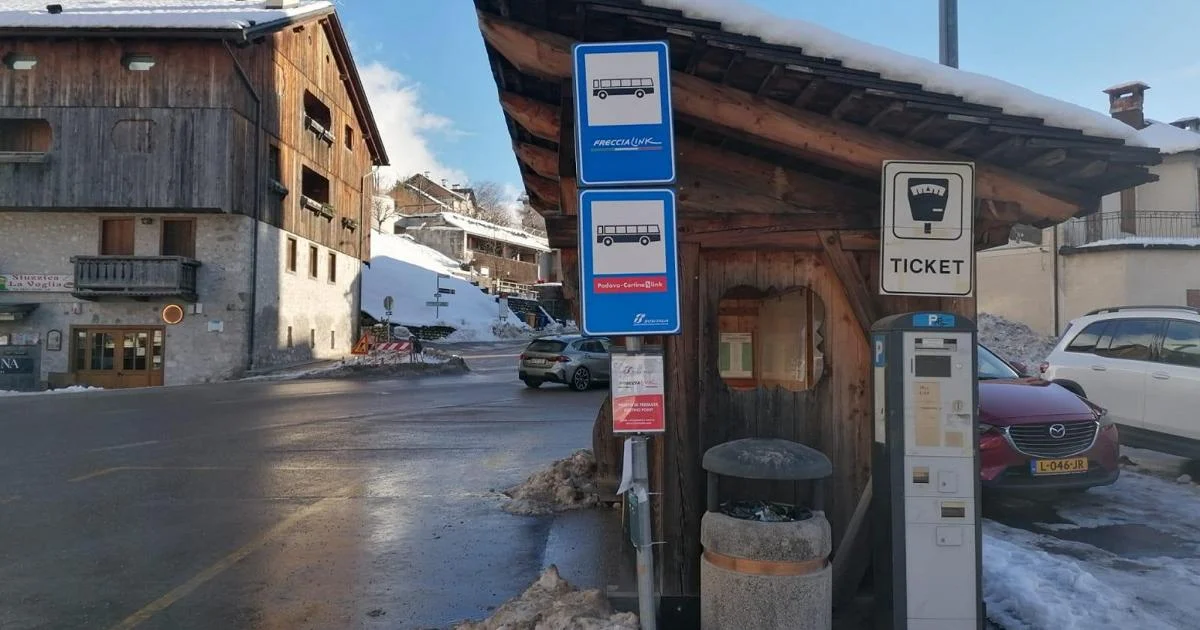 Menino de 11 anos é obrigado a descer do ônibus em Vodo di Cadore; Motorista pede desculpas