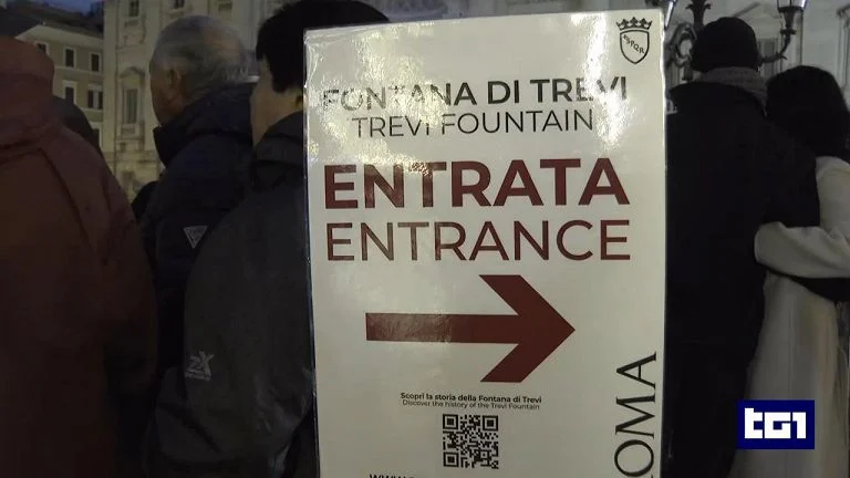 Da oggi ticket turistico per avvicinarsi alla Fontana di Trevi — rainews.it