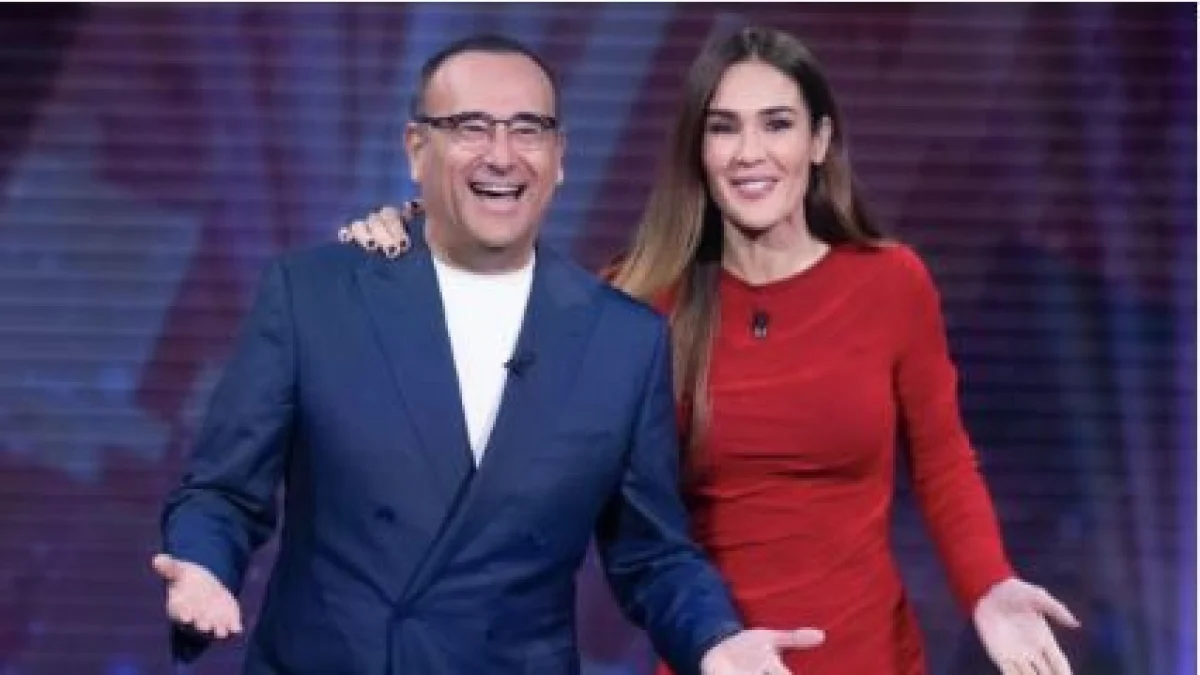 Carlo Conti: 'Devo tudo à minha mãe. Nunca pude dizer a palavra babbo. Hoje minhas prioridades são Francesca e Matteo'