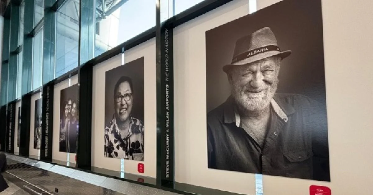 The World in Motion: Steve McCurry transforma o embarque em retrato humano no aeroporto de Malpensa