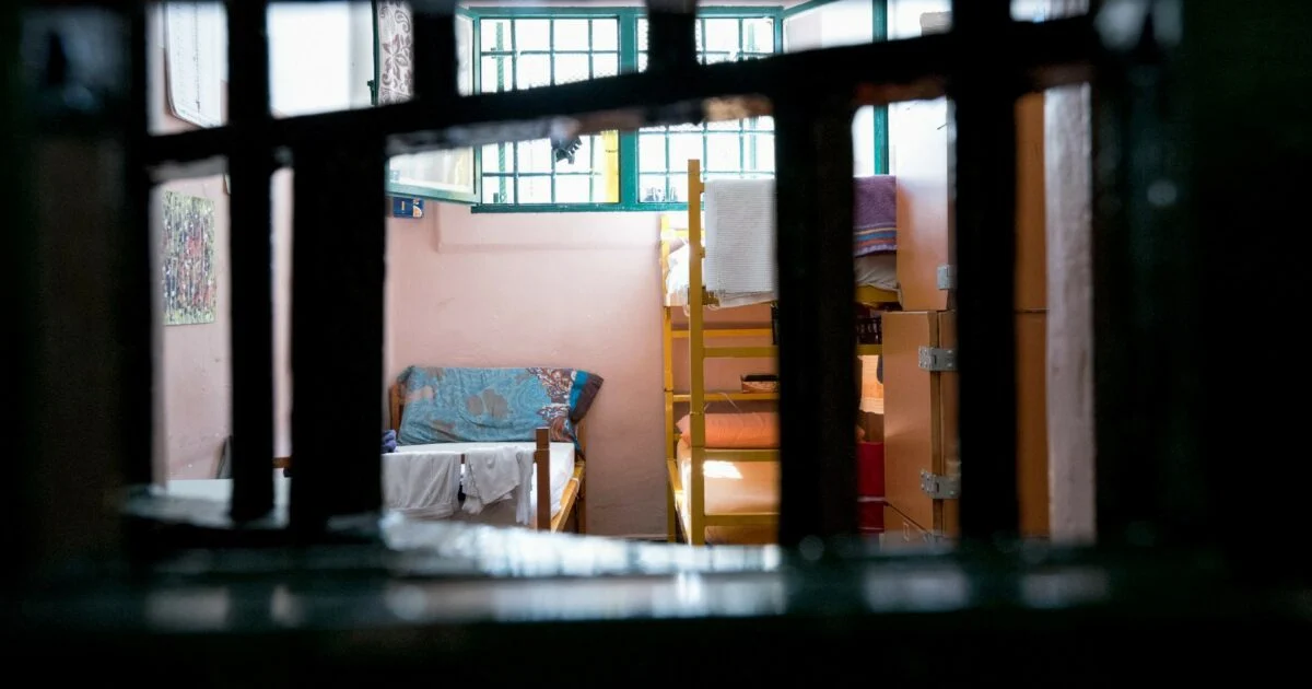 Cassação mantém presa mãe com câncer e recém-nascido — Sentença 3547 e o impacto do decreto Nordio-Piantedosi