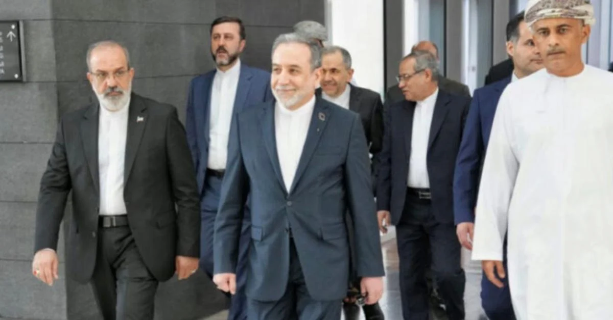 EUA impõem novo pacote de sanções ao Irã; alvo inclui países compradores do petróleo persa e 14 petroleiros