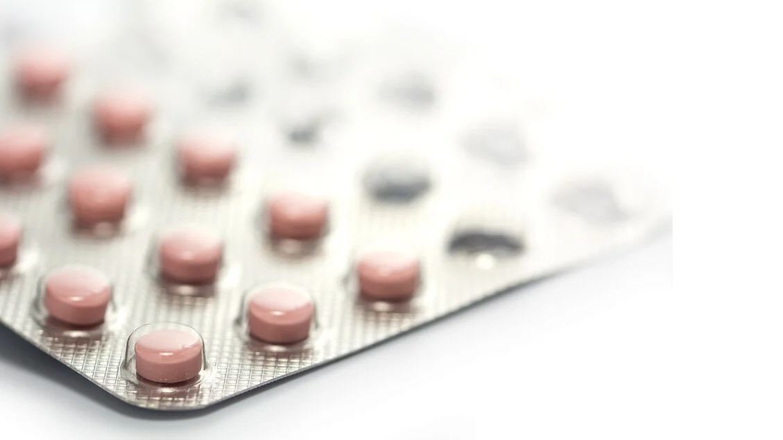 Revisão mostra: estatinas não causam a maioria dos efeitos adversos atribuídos