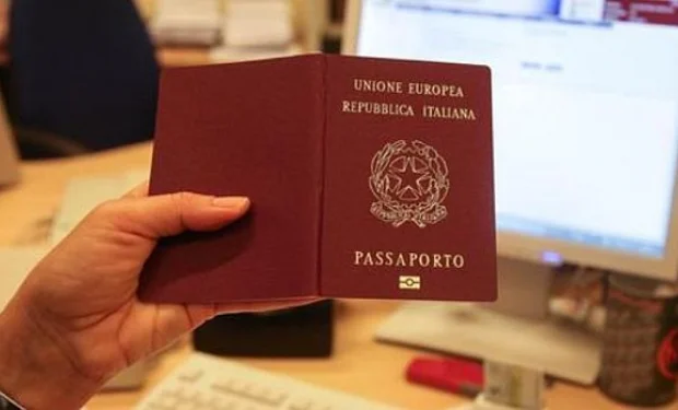 Embaixada da Itália em Brasília: Novo procedimento para emissão de passaportes