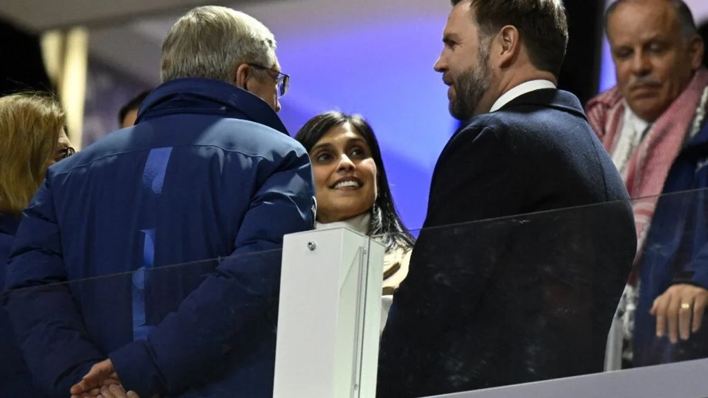 Milano-Cortina, Mattarella dichiara aperti i Giochi olimpici. Tributo a Giorgio Armani — agi.it