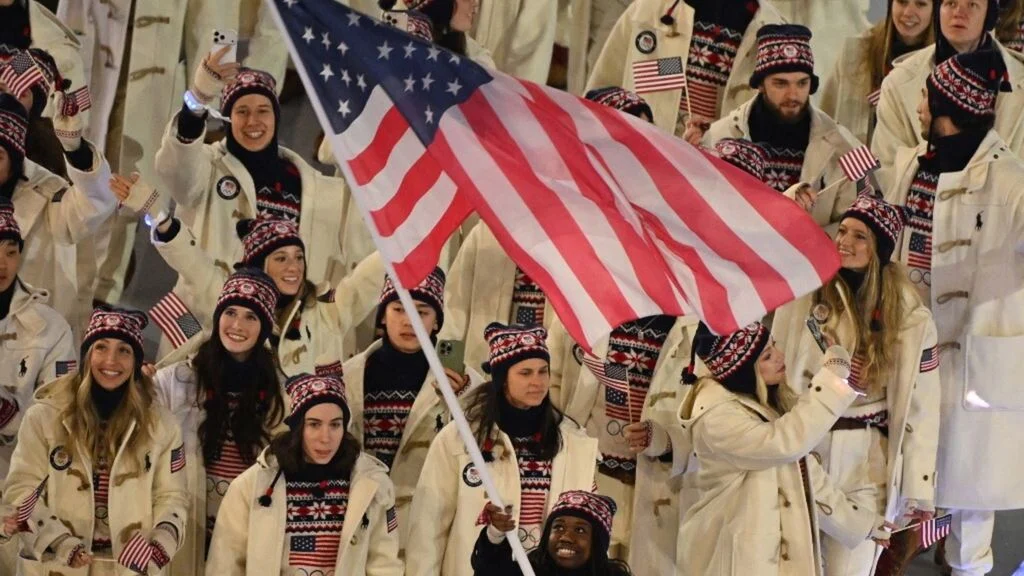 Milano-Cortina, Mattarella dichiara aperti i Giochi olimpici. Tributo a Giorgio Armani — agi.it