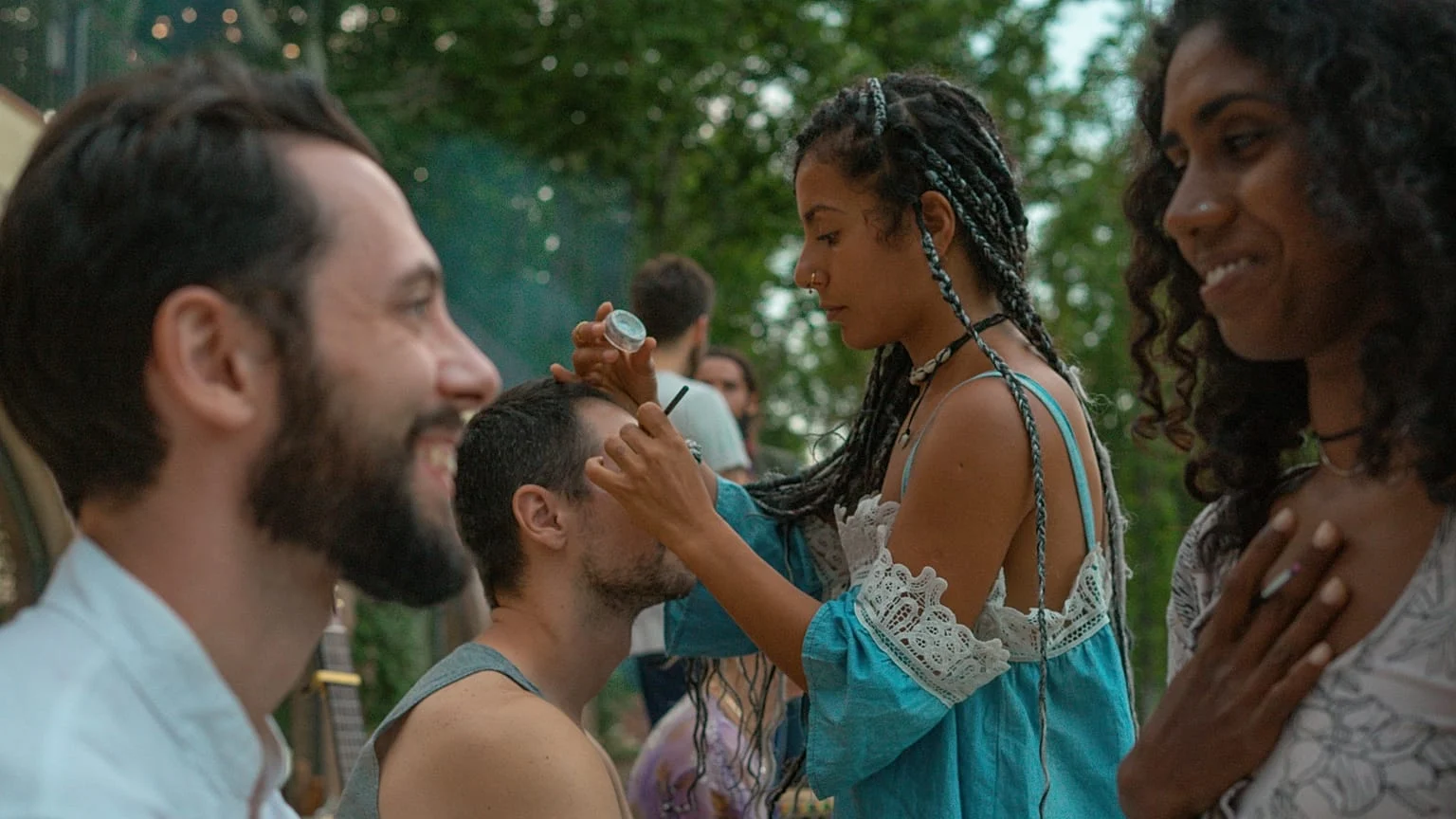 Espanha Regista Explosão de Retiros de Ayahuasca graças a Brecha Legal Europeia