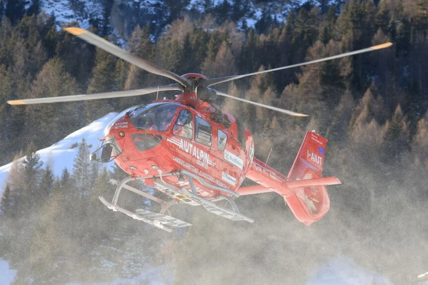 Escalador morre após queda na cascata de Lillaz, em Cogne