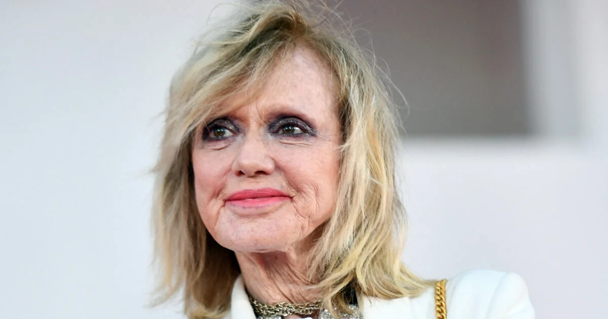 Rita Pavone elogia a franqueza de Giorgia Meloni e pede desculpas a Greta Thunberg: 'Foi um erro'