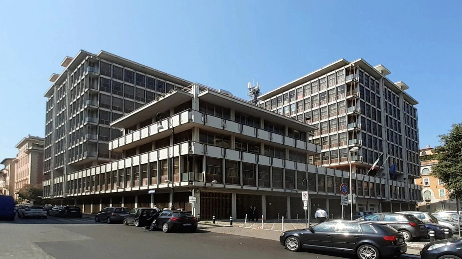 Antitrust aplica multa de €800.000 à Agos Ducato por discriminação de IBANs SEPA