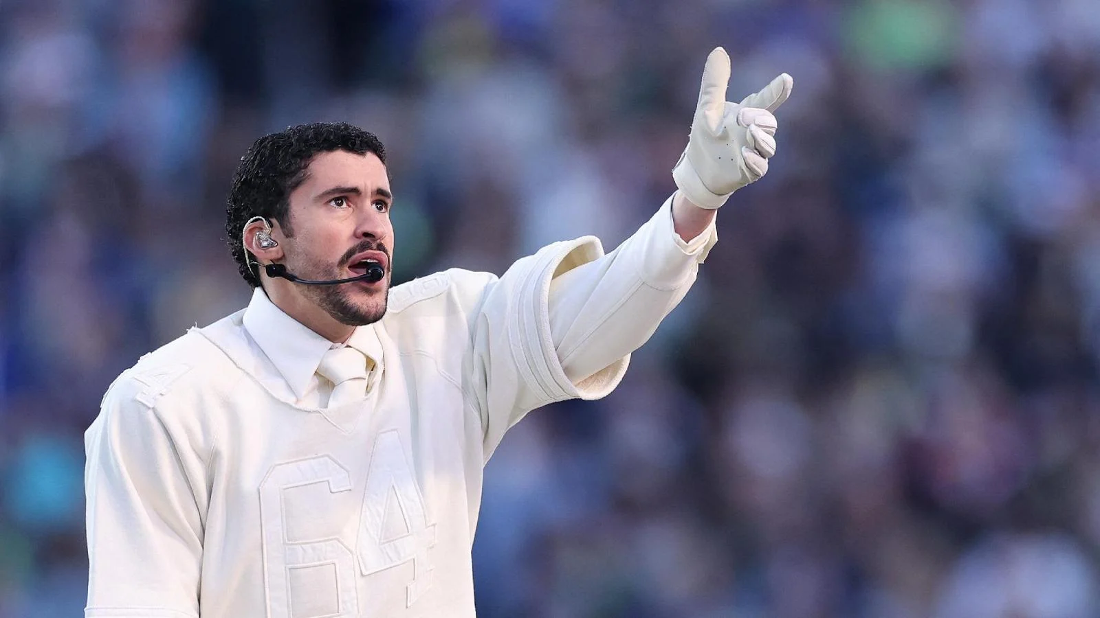 Bad Bunny incendia o Super Bowl em 13 minutos: festa de Porto Rico e das Américas no palco