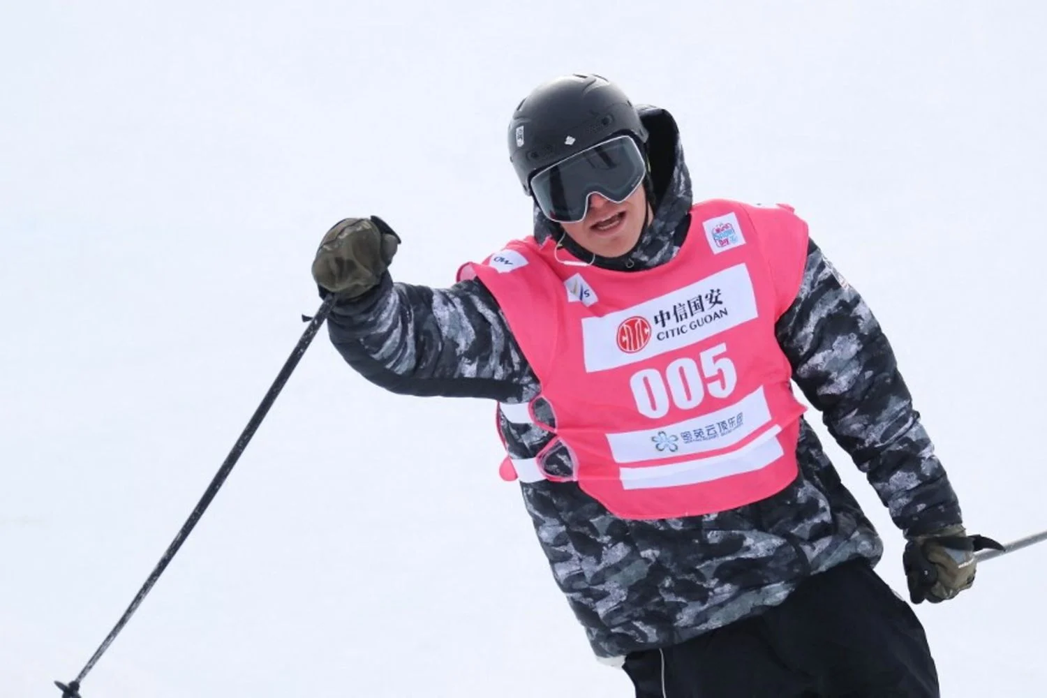 Trump ataca o esquiador Hunter Hess: 'Um verdadeiro perdedor' em meio a tensões sobre imigração