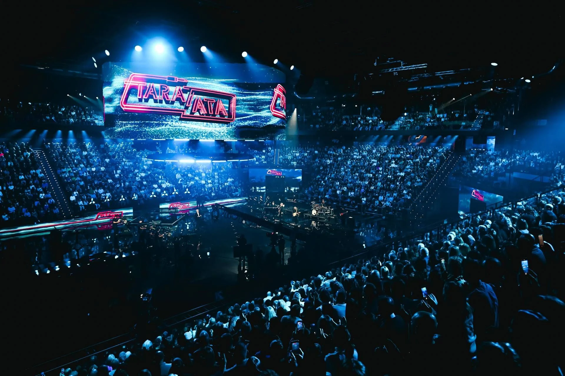 Taratata com Paolo Bonolis: estreia em 9 de fevereiro reúne estrelas e reinventa a música ao vivo