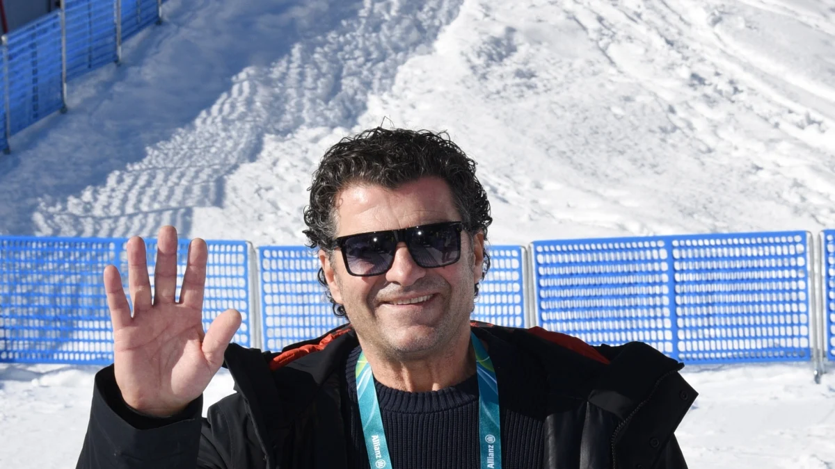 Alberto Tomba: 'Disse a Goggia: carino questo bronzo' e critica papel de tedoforo em Cortina