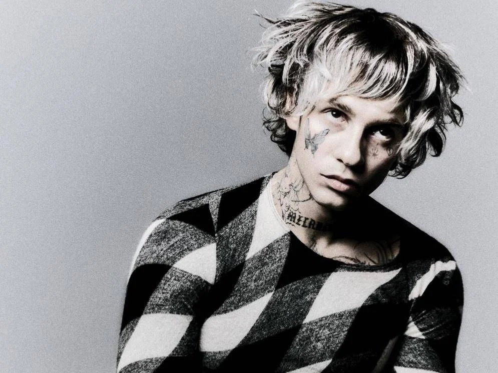 Chiello e 'Agonia': o retrato íntimo de Rocco Modello antes de Sanremo