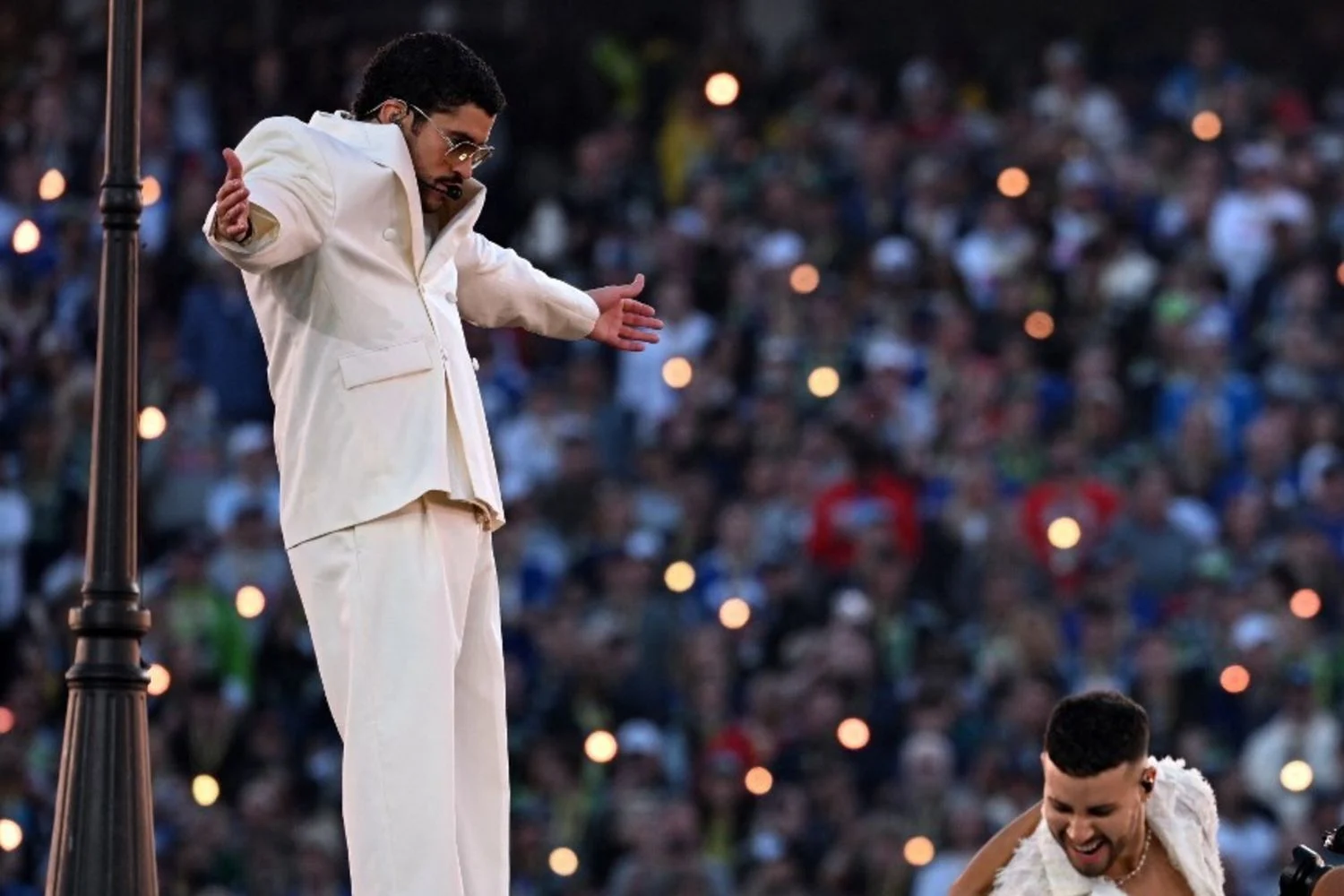 Bad Bunny no Super Bowl que divide a América: Espetáculo, política e identidade