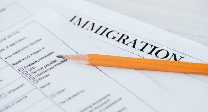 Declaração de Presença na Itália: Quem, Quando e Como Fazer em 2024