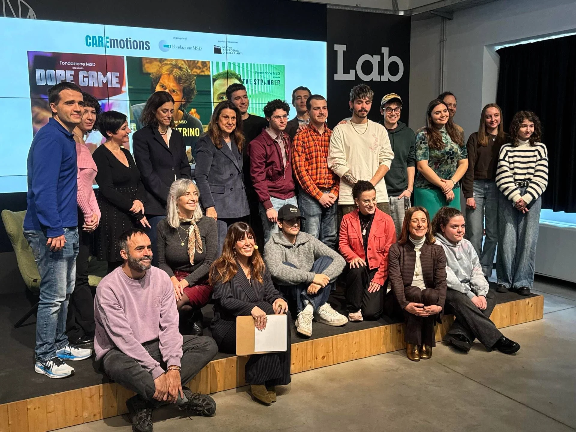 Internet e saúde: 8 em cada 10 jovens buscam informação online; nasce CAREmotions para falar com a geração visual