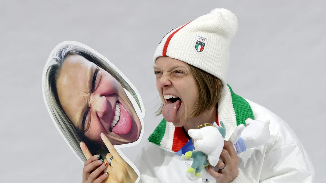 Milano-Cortina: Arianna Fontana conquista o ouro e Berbenno celebra com sinos