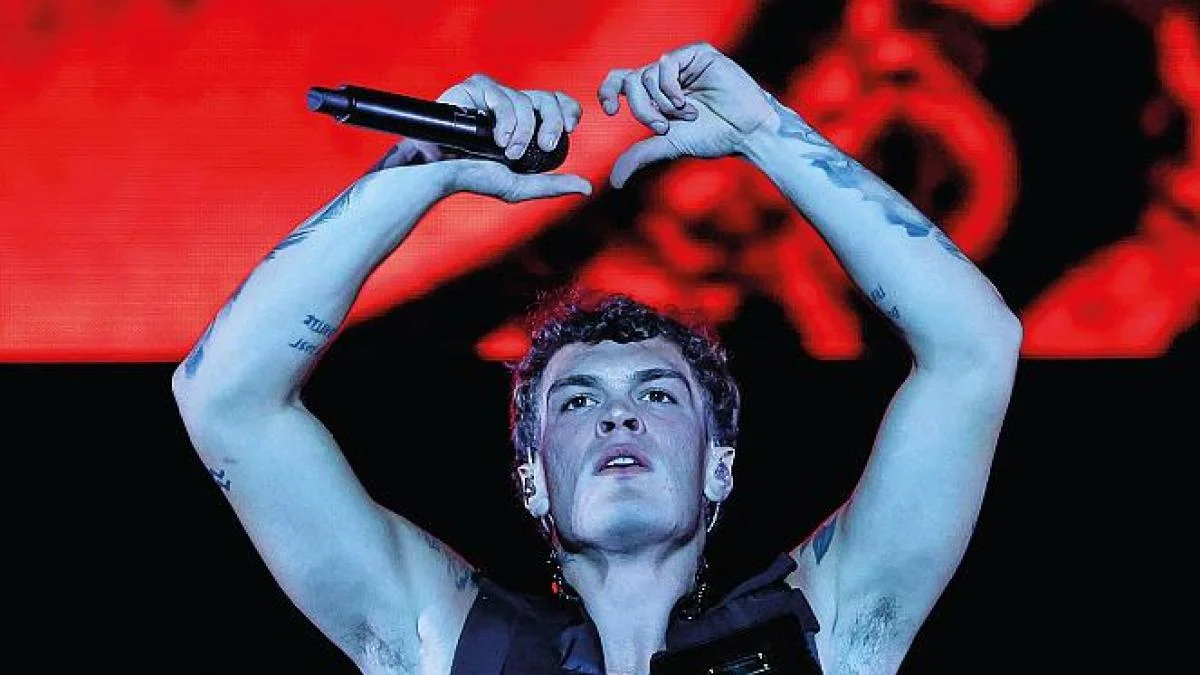 Blanco faz 23 anos: 9 segredos do vencedor de Sanremo e o roteiro da sua juventude