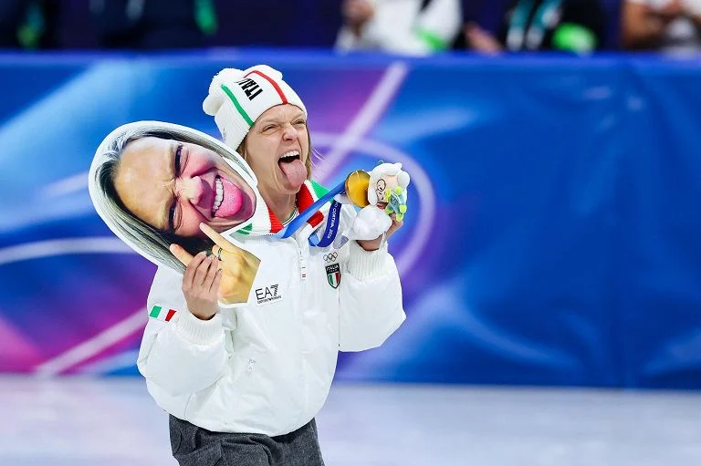 Milano Cortina, Italia a quota 11 medaglie: l'oro di fontana e gli azzurri protagonisti — rainews.it