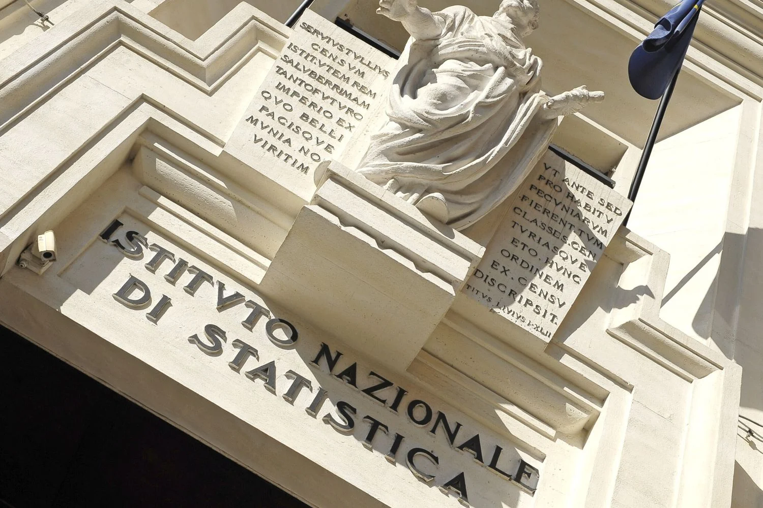 Istat 100 anos: a transformação da alfabetização e o longo caminho da educação italiana