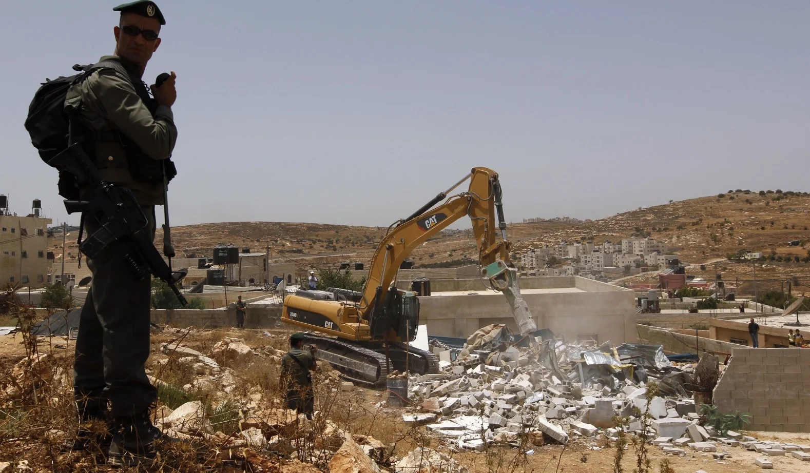 Israel amplia controle da Cisjordânia em movimento que Bruxelas chama de “incompatível com o Direito Internacional”
