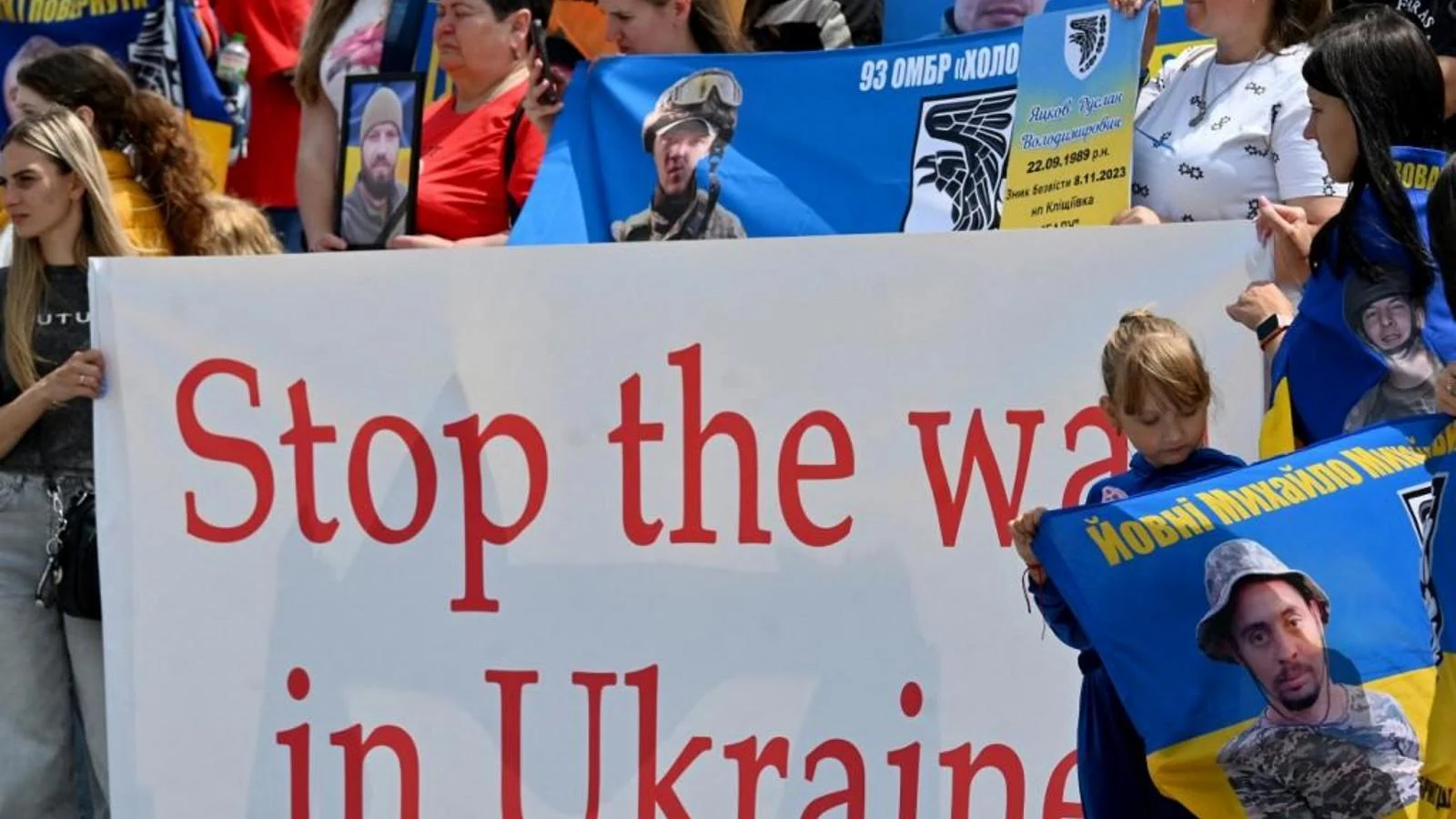 Ucrânia: barreiras práticas e políticas para realizar eleições em tempo de guerra