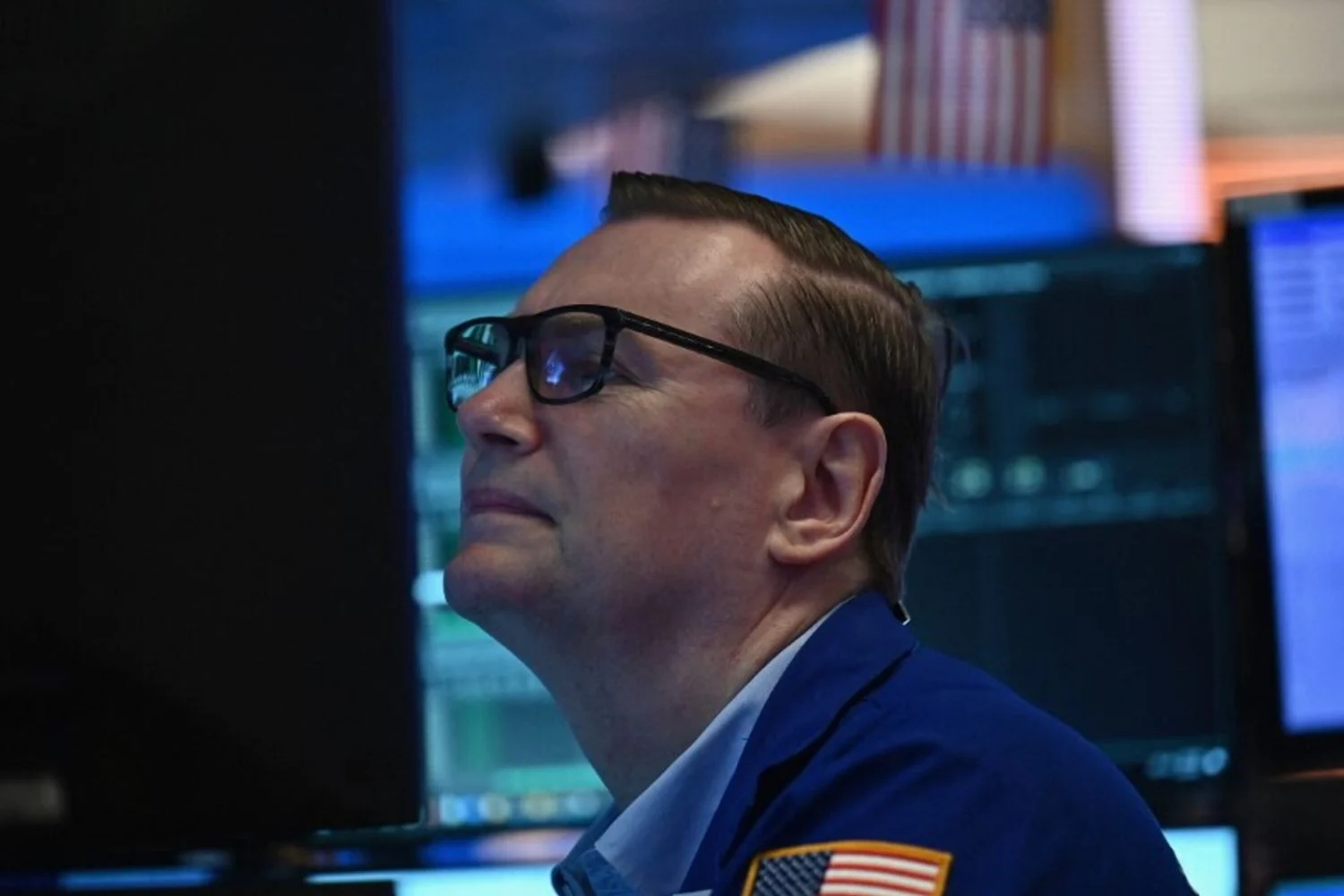 EUA criam 130 mil empregos em janeiro; corte de juros perde força