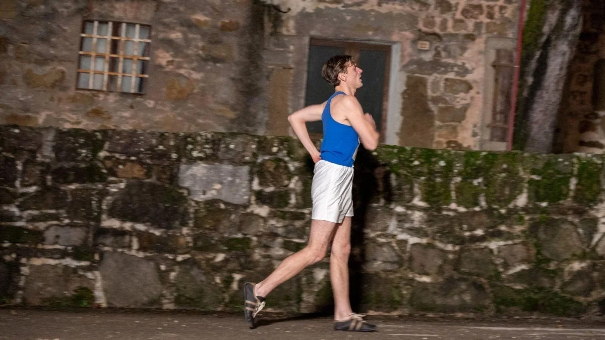 Il Marciatore: a marcha de Abdon Pamich como metáfora do exílio e da memória