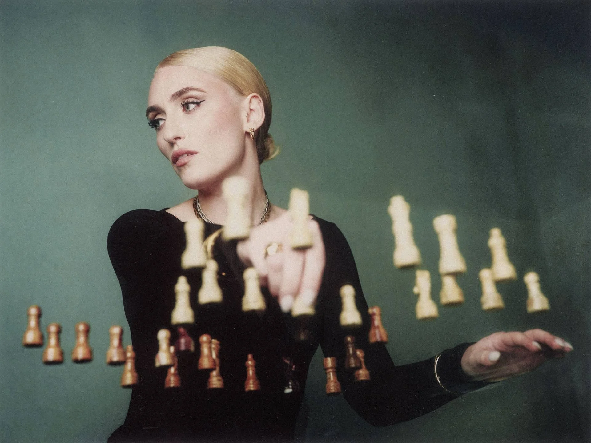 Mara Sattei em Sanremo: a cantora que conta o amor vivido em 'Che me ne faccio del tempo'