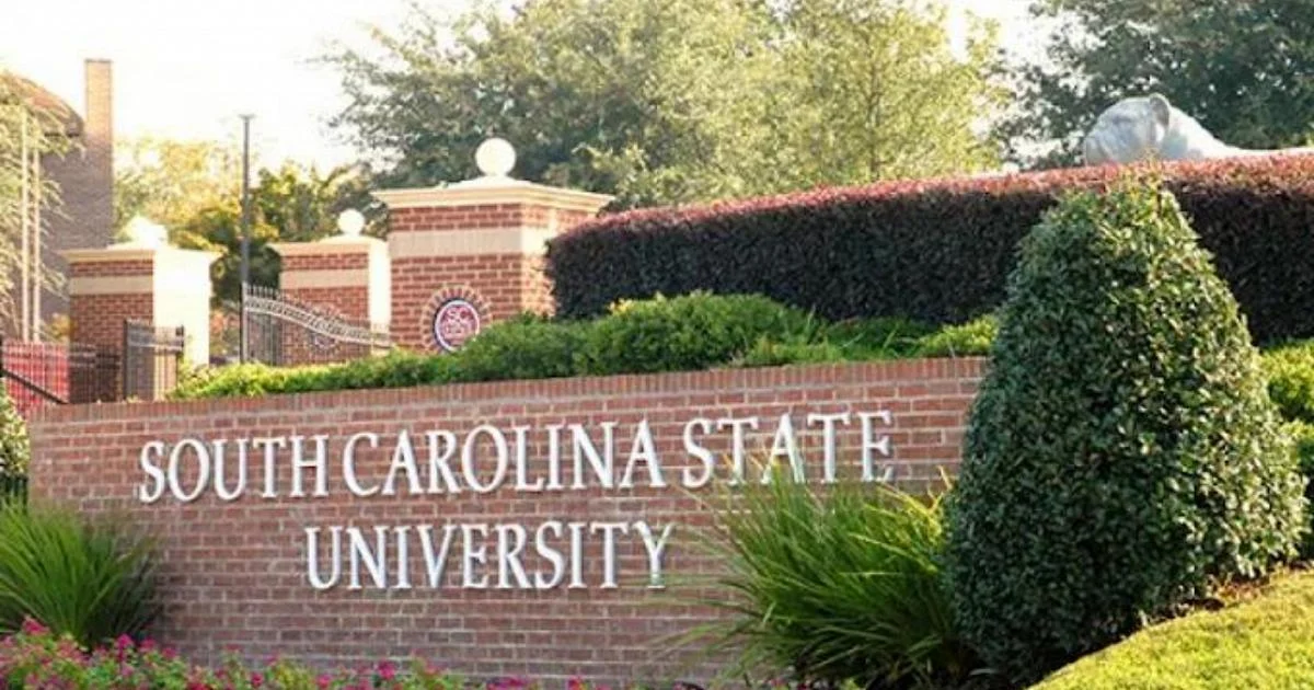 Tiroteio na South Carolina State University: 2 mortos e 1 ferido em moradia estudantil