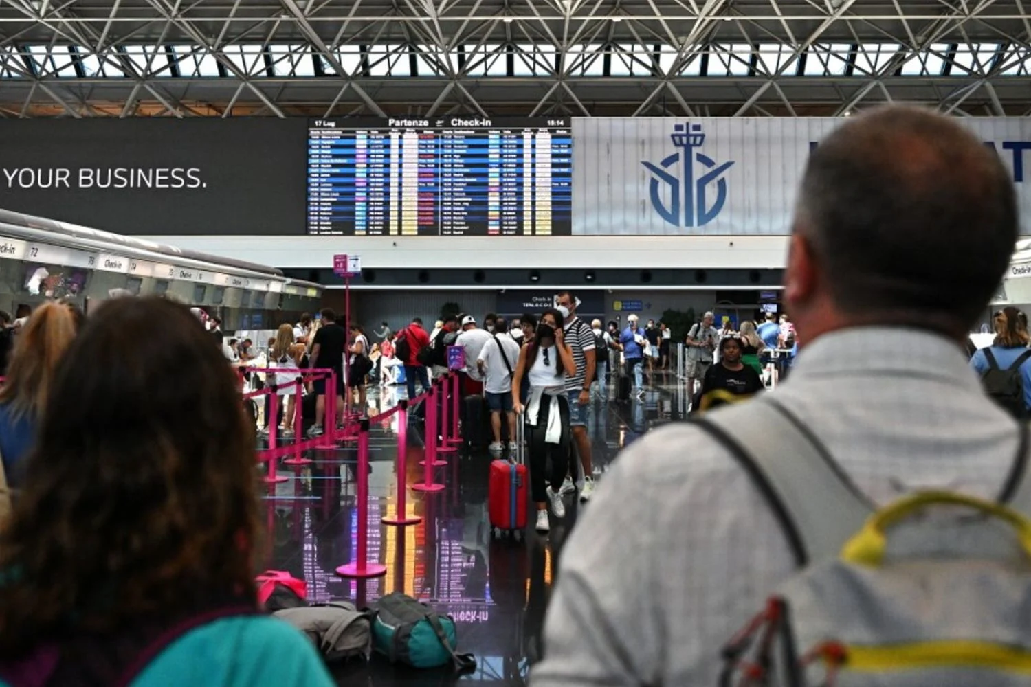 Greves no transporte aéreo confirmadas: Salvini anuncia precettazione antes das Olimpíadas de Inverno