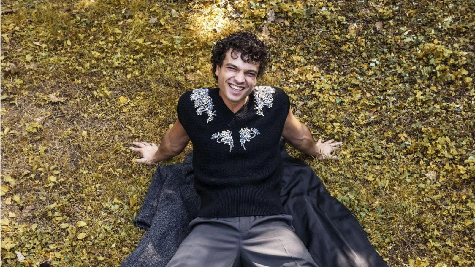 Leo Gassmann em Sanremo 2026: 'Naturale' e a construção de uma nova identidade artística