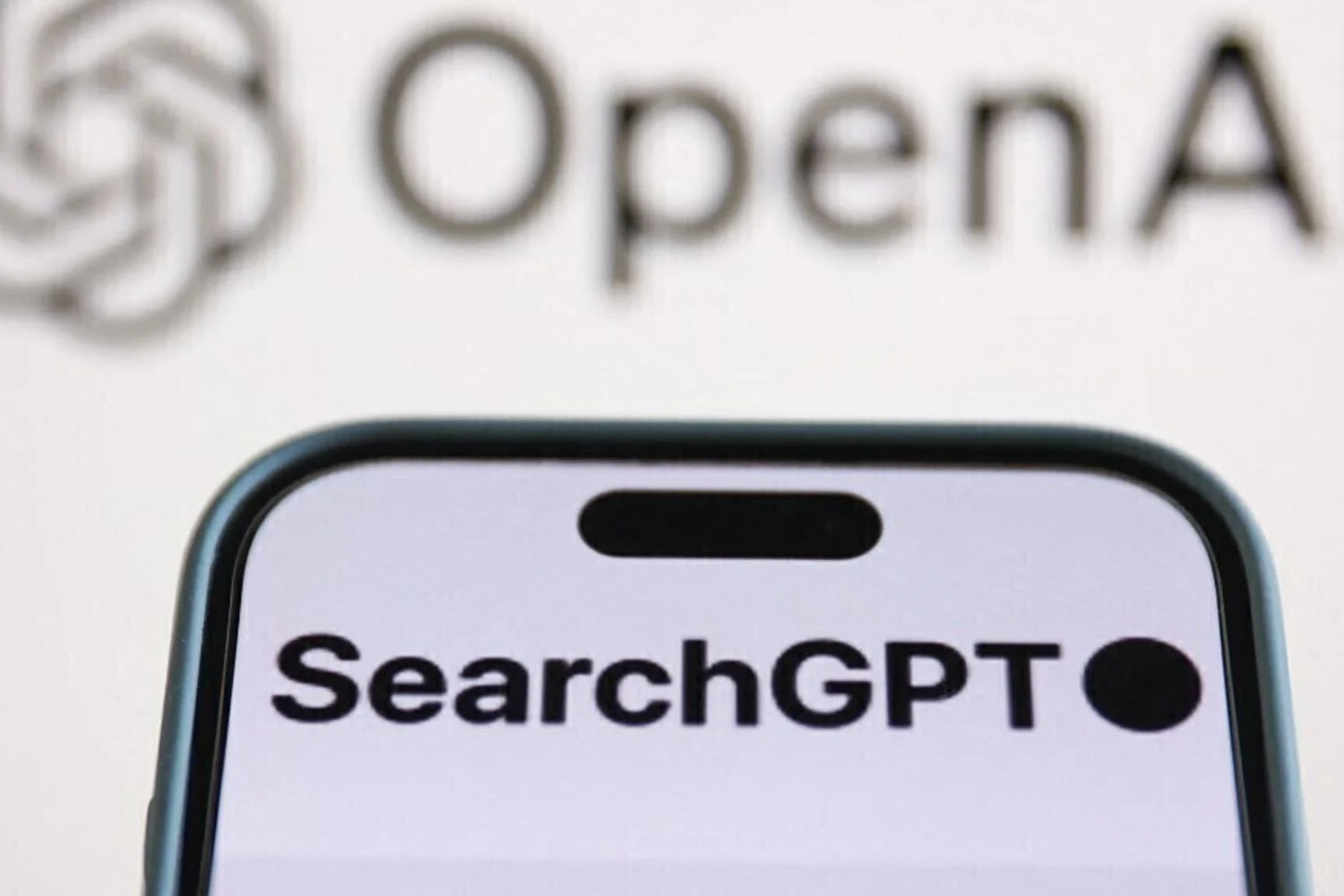 OpenAI alerta o Congresso: DeepSeek continua a usar 'distillação de modelos' em meio à corrida da China pela IA