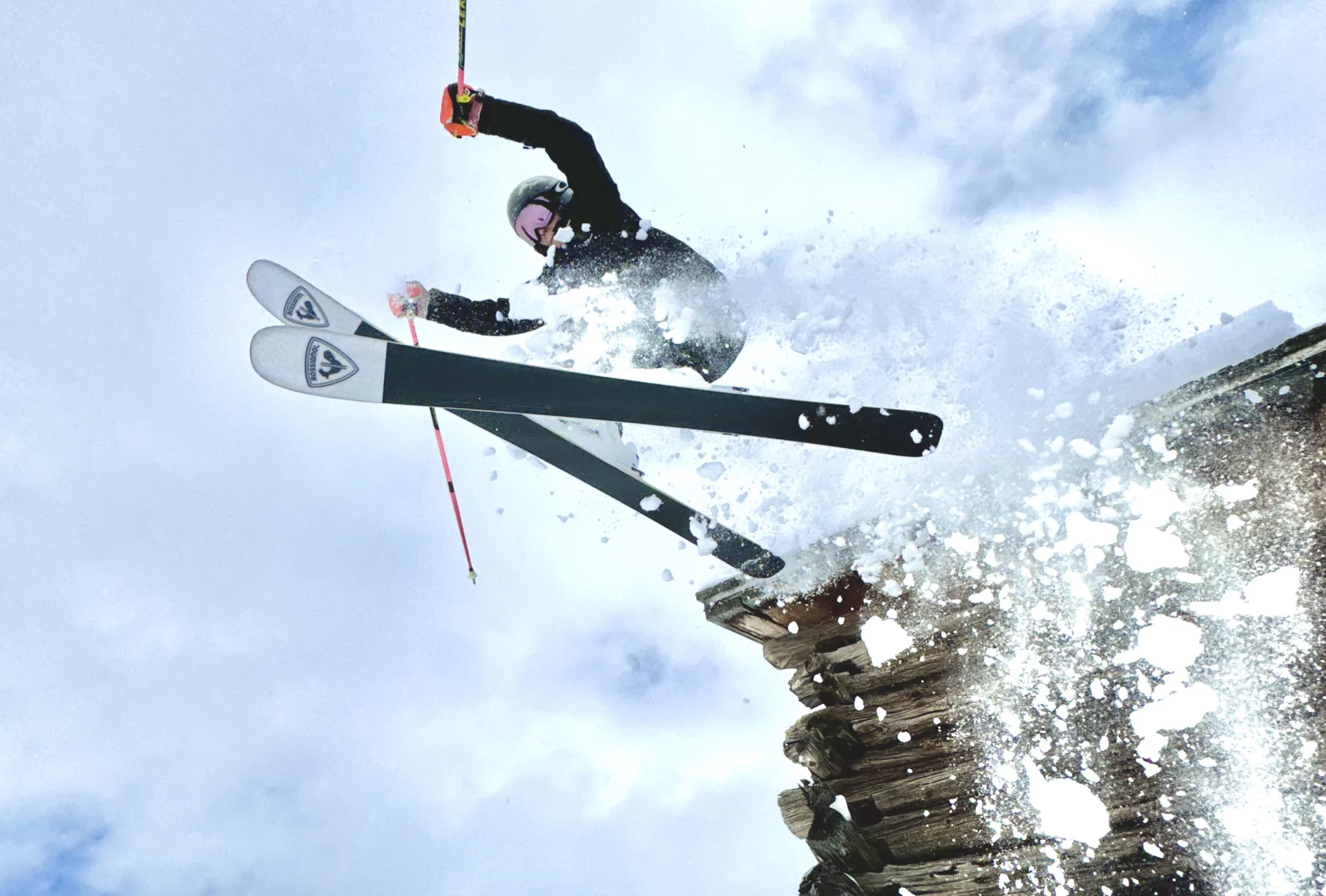 Olimpiadi Milano Cortina, chi è Lara Markthaler: la prima sciatrice sudafricana ai Giochi tra vita in Italia, spillette, Brignone e Snoop Dog — milano.corriere.it