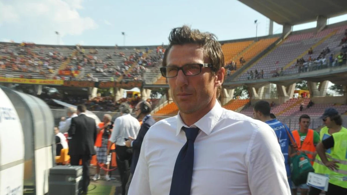 Di Francesco apoia atletas palestinos e entrega a «Panchina d’oro» ao técnico Ehab Abu Jazar