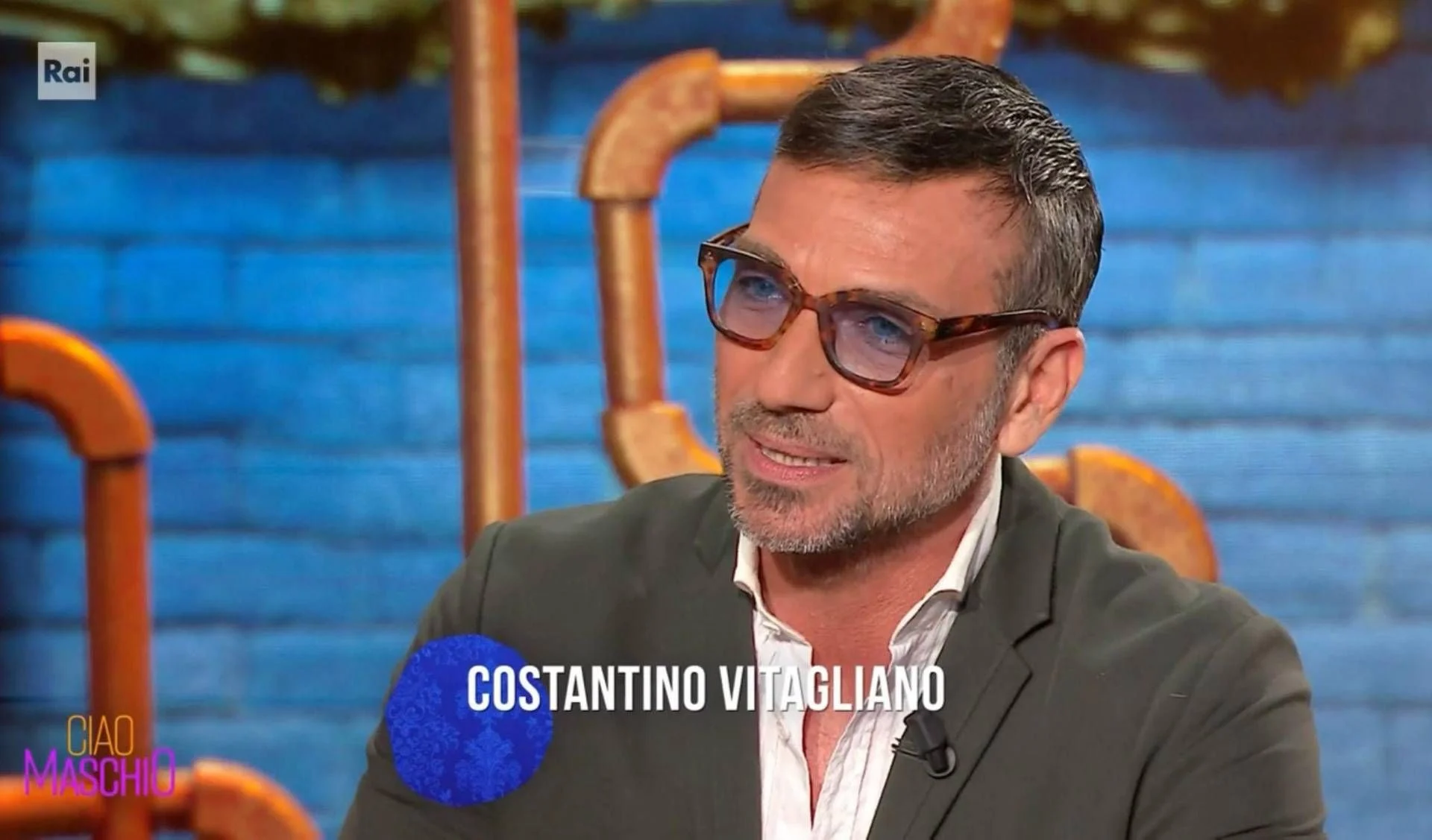 Costantino Vitagliano: da fome pelo sucesso aos ataques de pânico — o preço da fama em foco