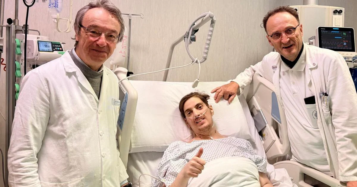 Transplante inédito salva jovem com órgãos “a espelho”: coração e fígado implantados em bloco em Turim