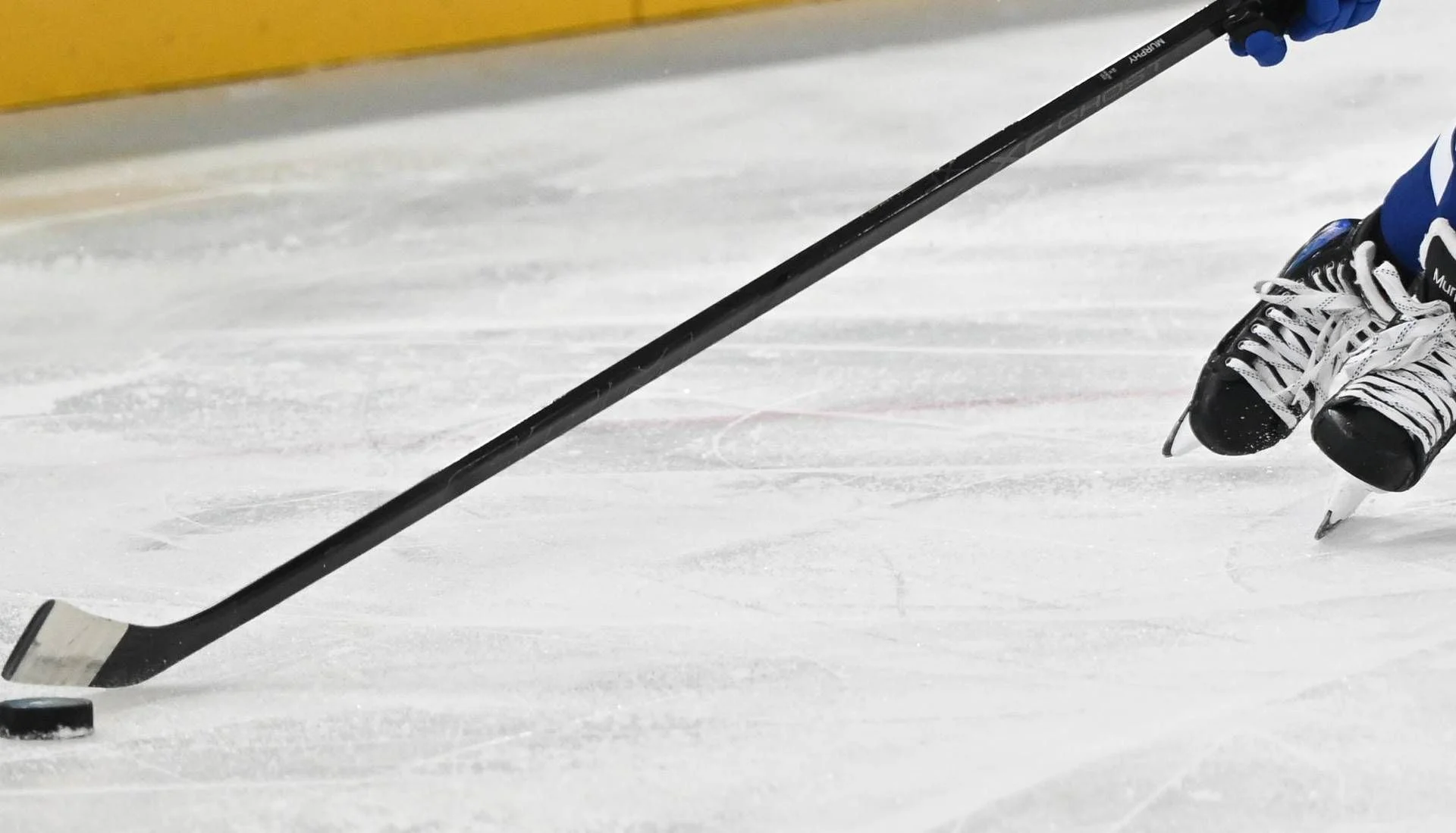 Dinamarca e EUA no gelo em Milano Cortina: o ‘derby da Groenlândia’ e a geopolítica do hóquei