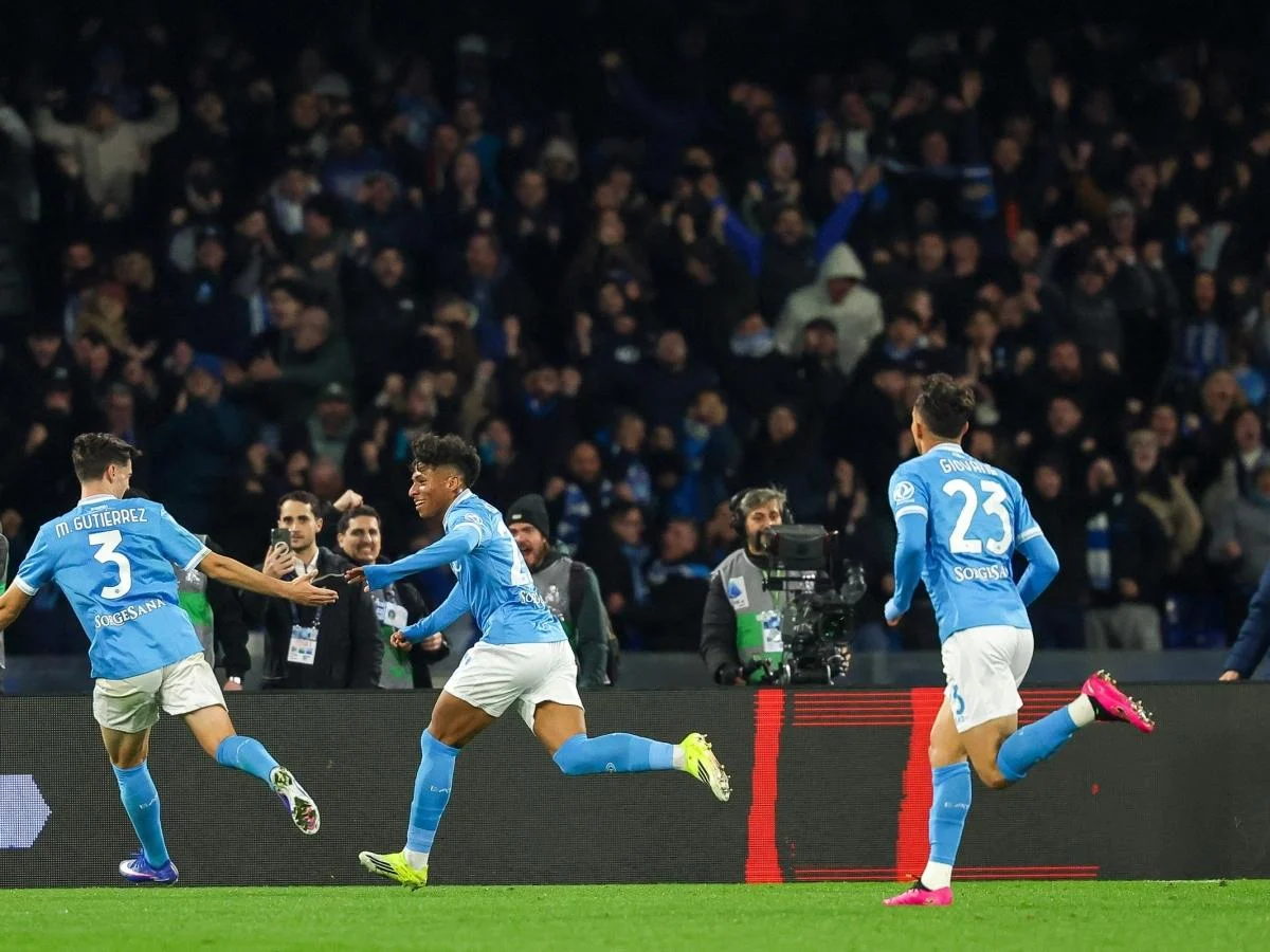 Napoli 2-2 Roma: Conte valoriza reação, elogia torcida e pede foco nas próximas 13 partidas