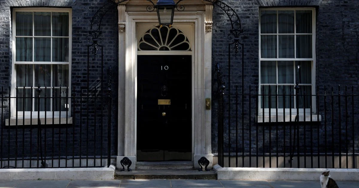 Think tank ligado ao Labour é acusado de espionar jornalistas e fragiliza liderança de Keir Starmer