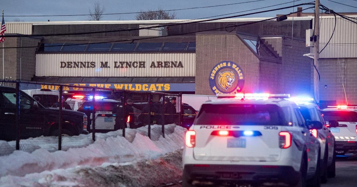 Tiroteio durante partida de hóquei em Rhode Island: Ataque familiar deixa três mortos e três feridos